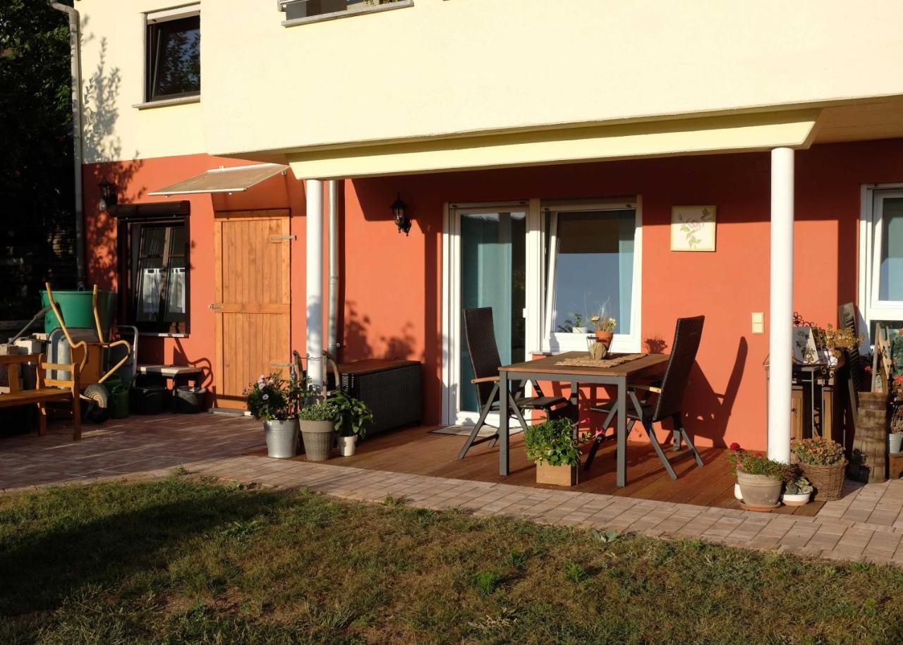 Ferienwohnung Im Paradies Momlingen ภายนอก รูปภาพ