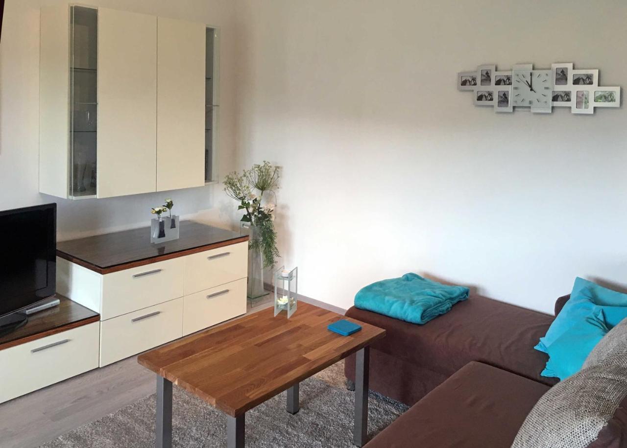 Ferienwohnung Im Paradies Momlingen ภายนอก รูปภาพ