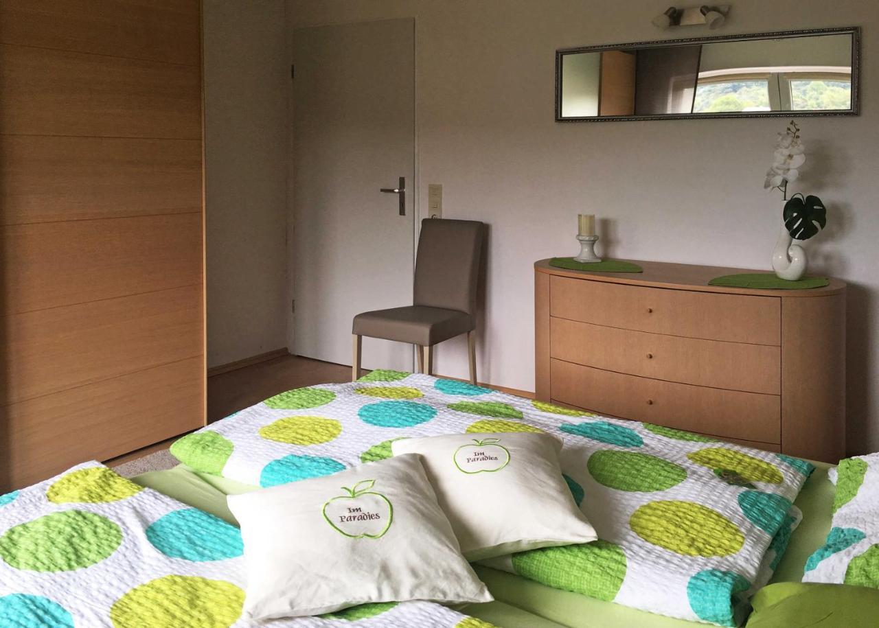 Ferienwohnung Im Paradies Momlingen ภายนอก รูปภาพ